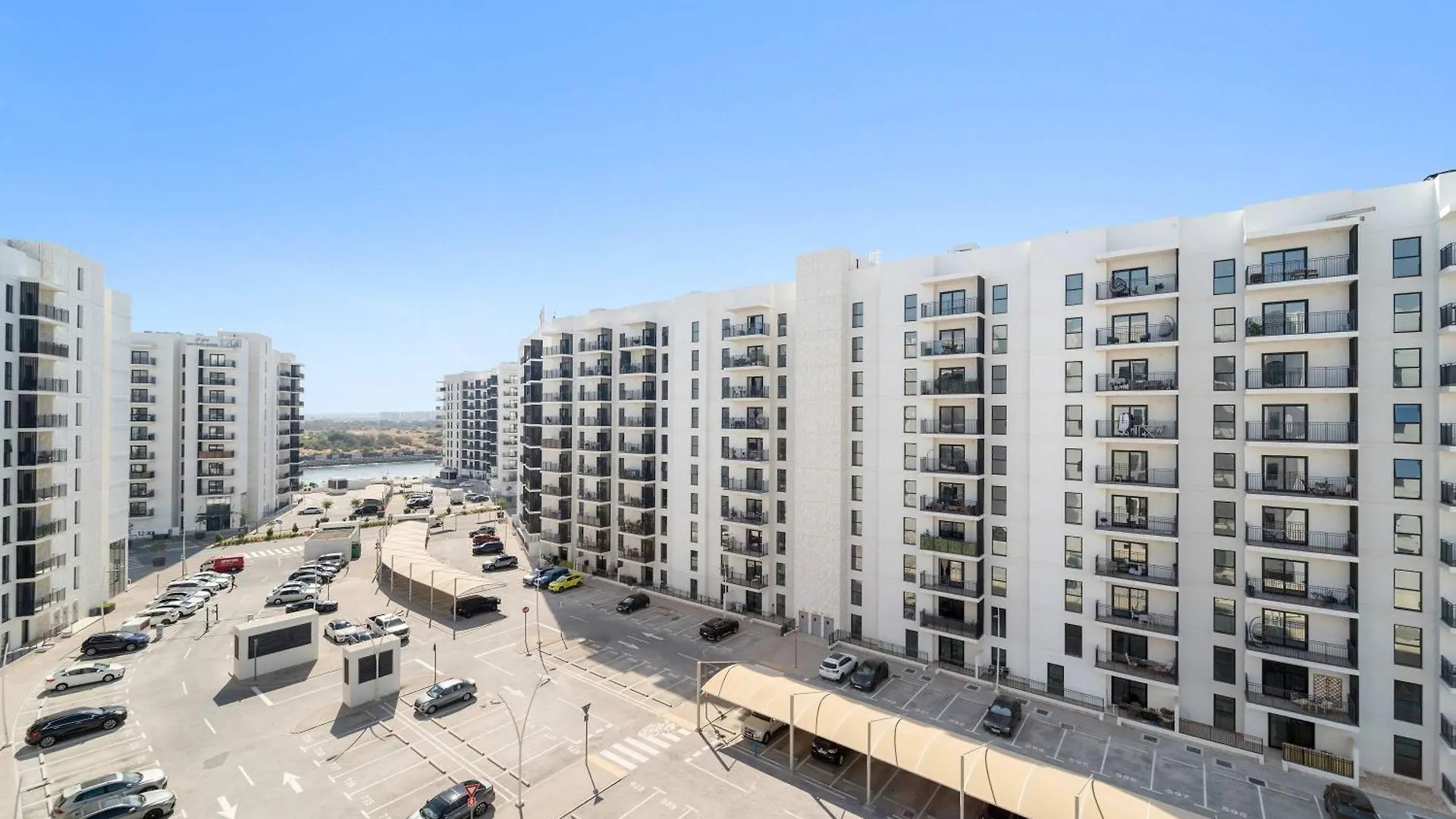 Silkhaus Canalside Cozy Studio In Water'S Edge Abu Dhabi